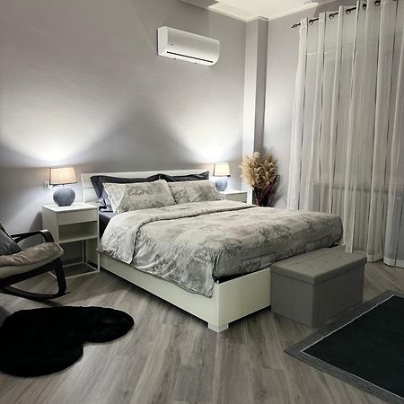 Apartament Trento House Zona Stazione Centro Storico Parma Zewnętrze zdjęcie