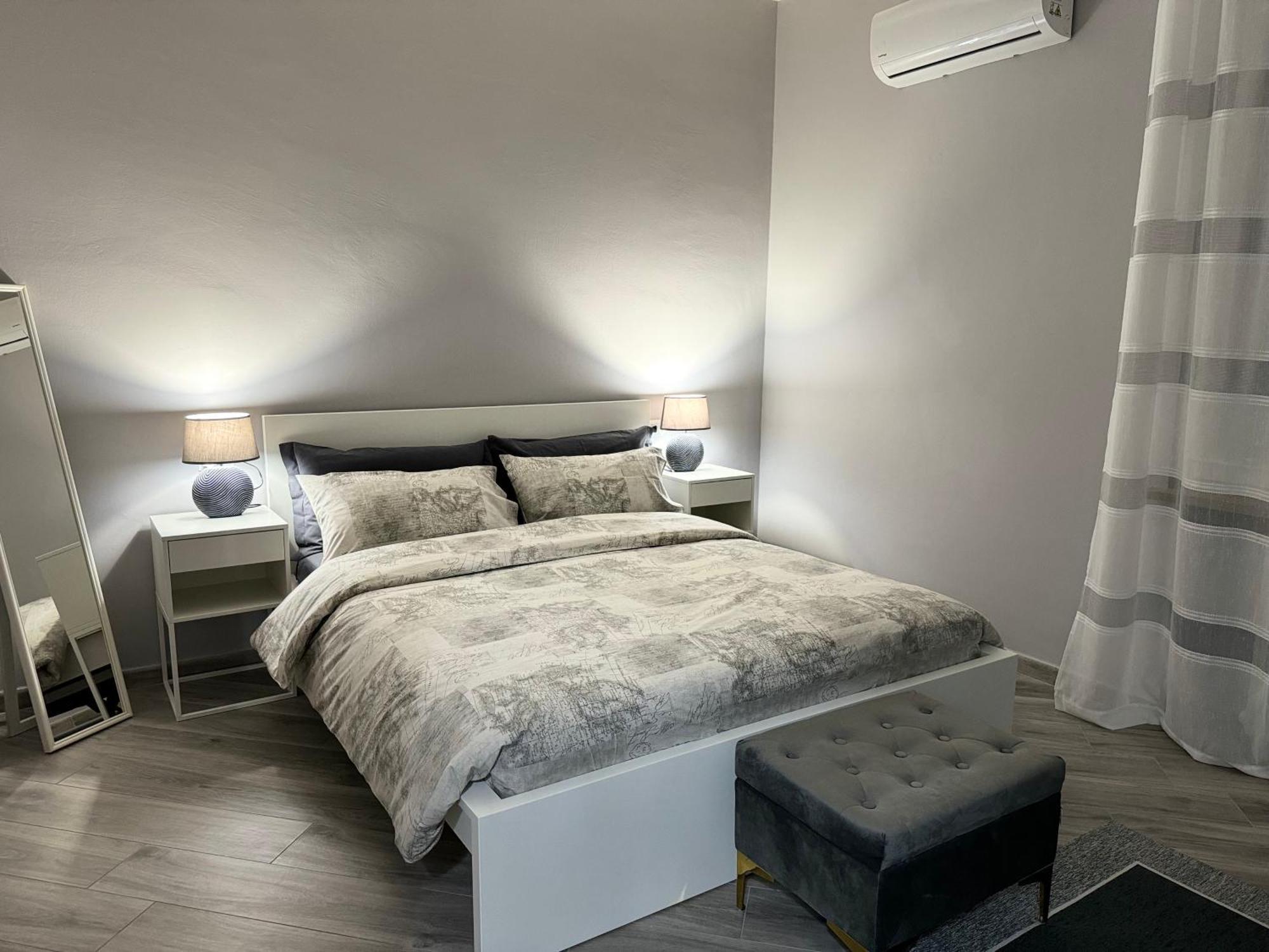 Apartament Trento House Zona Stazione Centro Storico Parma Zewnętrze zdjęcie
